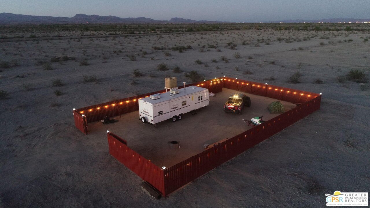 .11ac Campsite Parcel With Camper Part 1/2